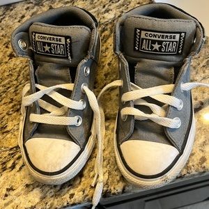 Little kid size 11 converse